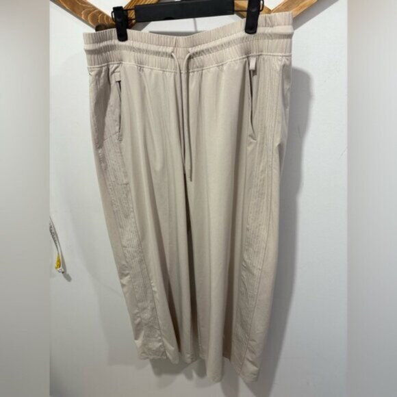ATHLETA-High Rise Cropped Endeavor Pant Bone Size 12 - Picture 1 of 8